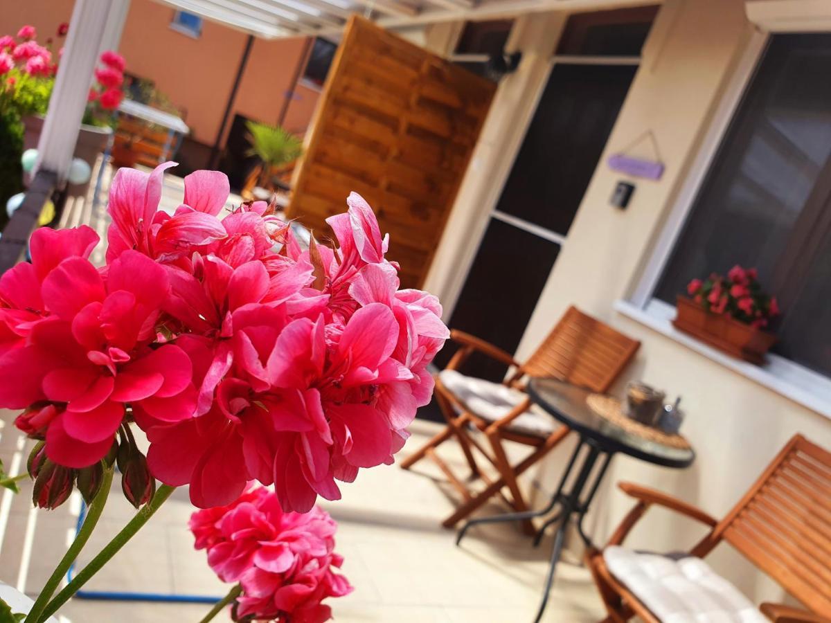 Lavendel Apartments Hévíz Екстериор снимка