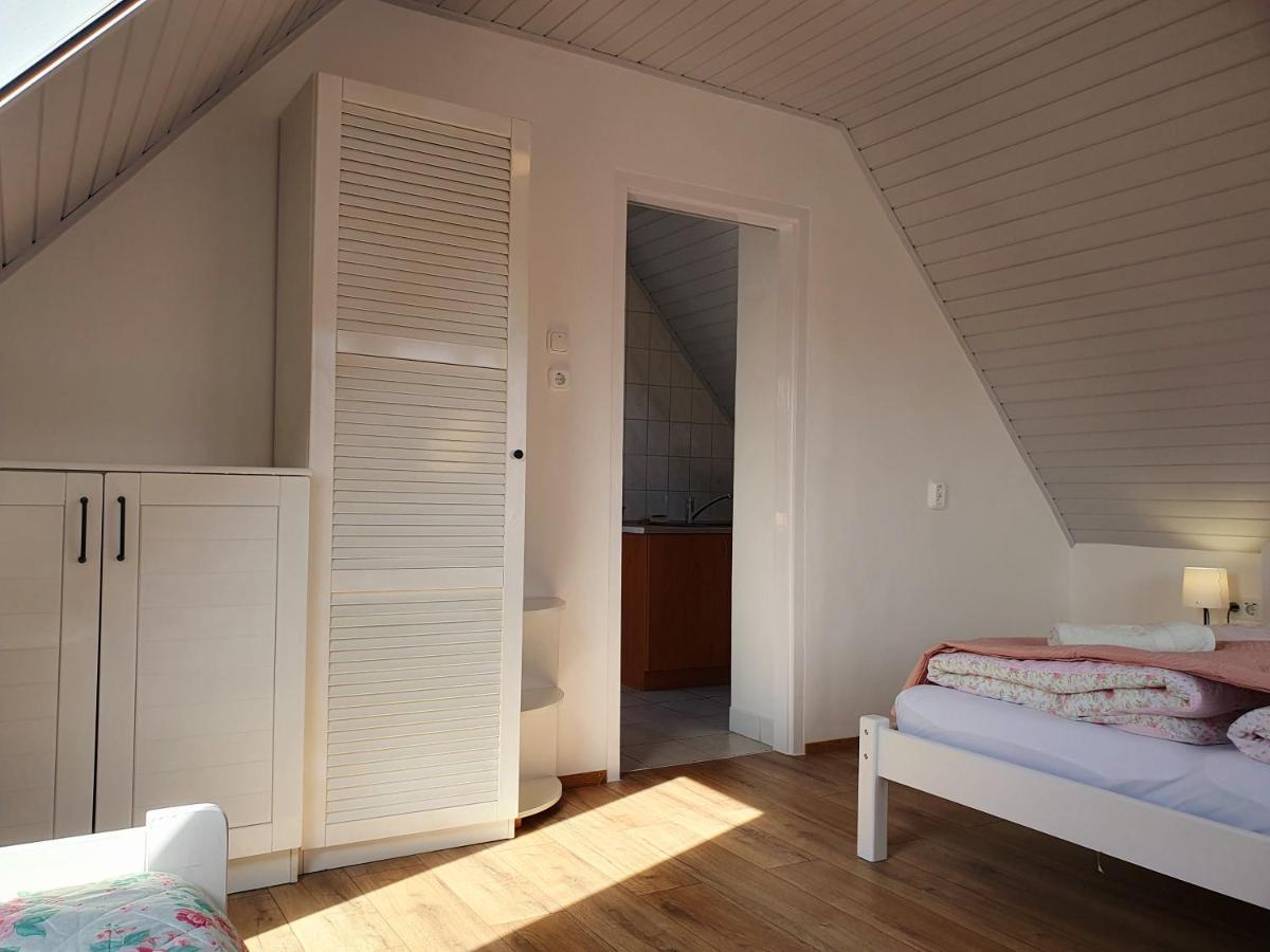 Lavendel Apartments Hévíz Екстериор снимка